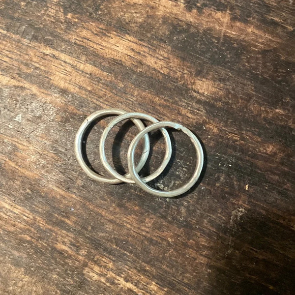 Special order only!! Stack of 3 rustic sterling silver bands / rings - Picture 2 of 14
